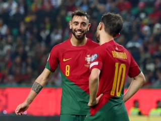 Bồ Đào Nha công bố danh sách cầu thủ và mẫu áo chính thức